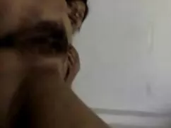 Mamá espiaba a su hi ...