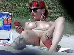 Jovencita folla por  ...
