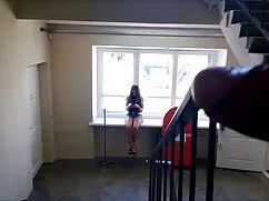 Se folla un vibrador ...