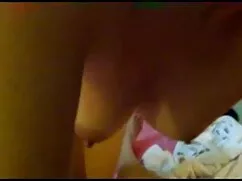 Chica hace un enema  ...