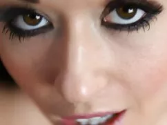 Novia metió el dedo  ...