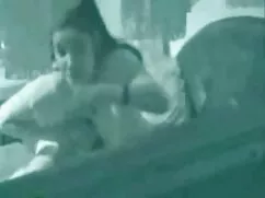 Chica de pestañas la ...