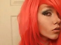 Chica rusa lleva la  ...